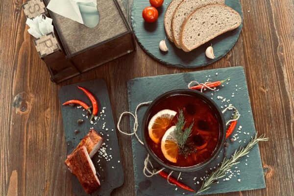 Суп Солянка мясная